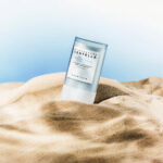 ضد آفتاب استیکی سنتلا SPF50 مدل هیالو سیکا - تصویر 4