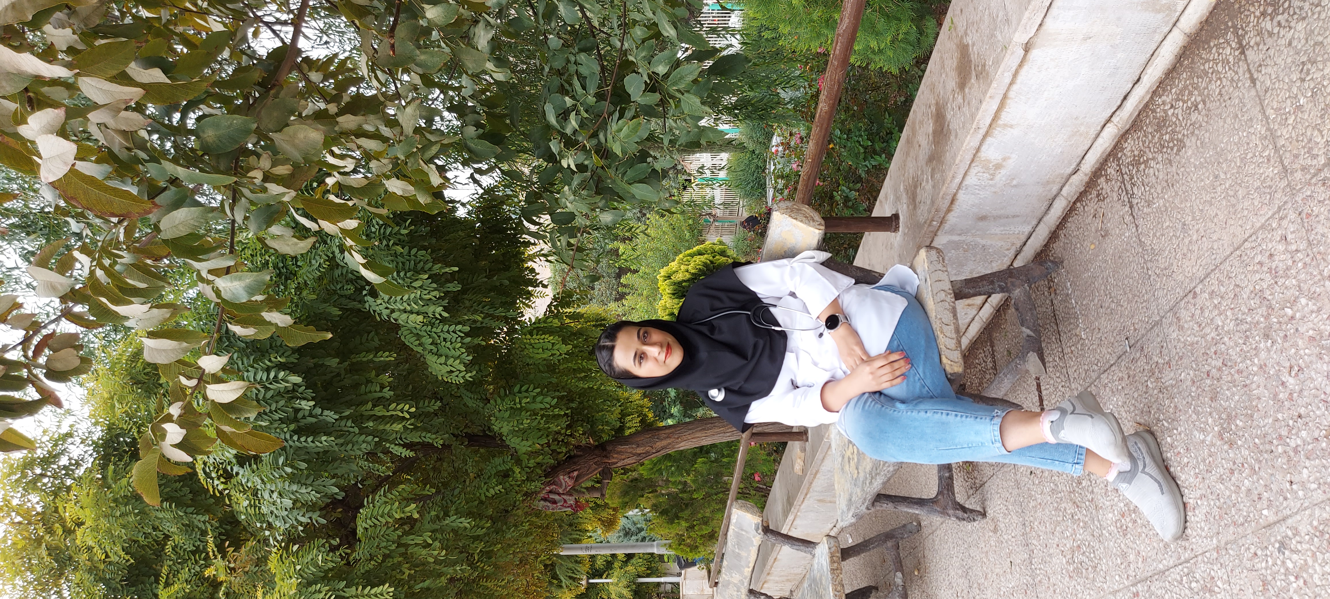 طهورا صبوری