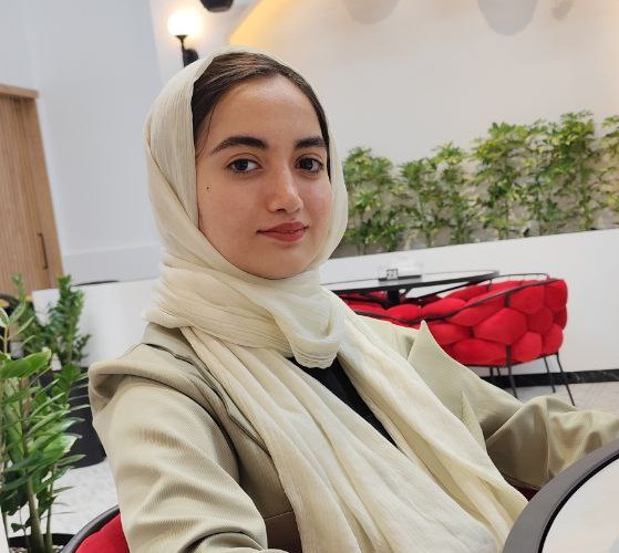 آیسانا گیلانی