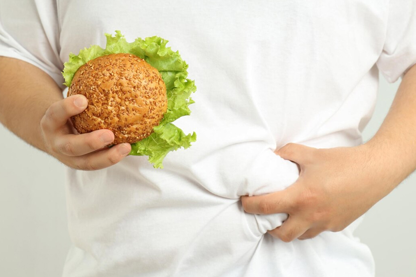 دلایل استفراغ بعد از اسلیو رعایت رژیم غذایی مناسب بعد از اسلیو معده