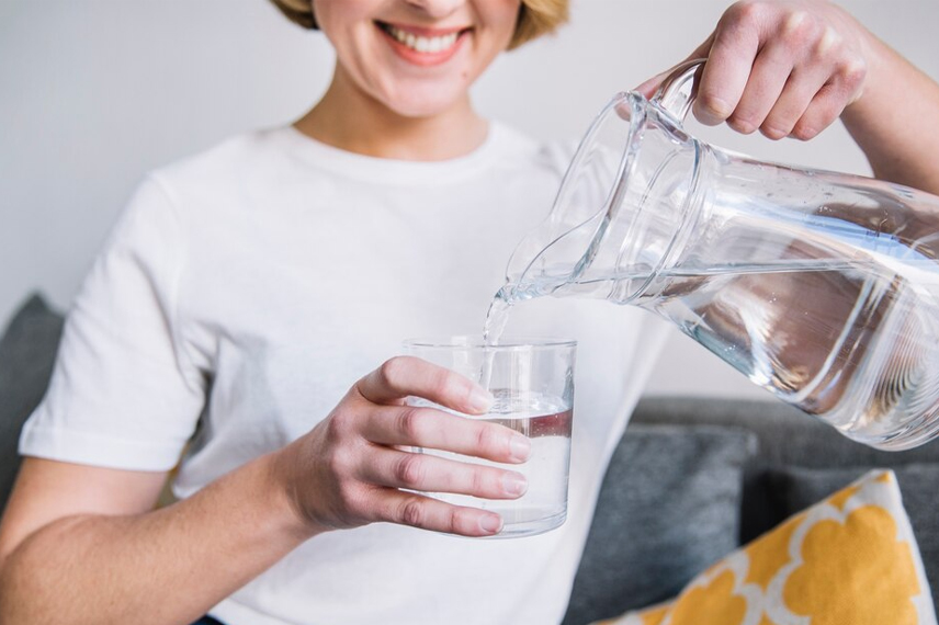 رژیم غذایی اسلیو معده نوشیدن آب کافی بعد از اسلیو معده