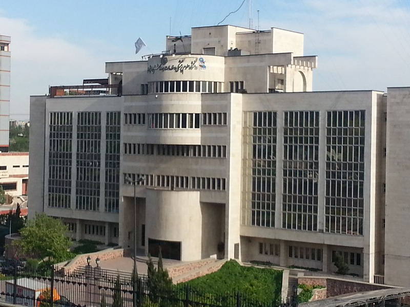 ترک فعل دولت در تسویه بدهی دانشگاه‌های علوم پزشکی از محل واگذاری سهام