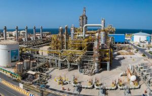 آغاز تعمیرات اساسی و بارگذاری کاتالیست EO در واحد اتیلن گلایکول پتروشیمی مروارید