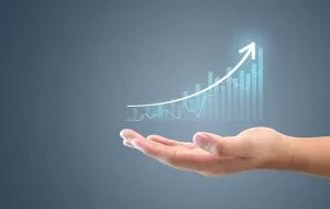 کارکنان مالیاتی، سربازان جبهه اقتصادی هستند