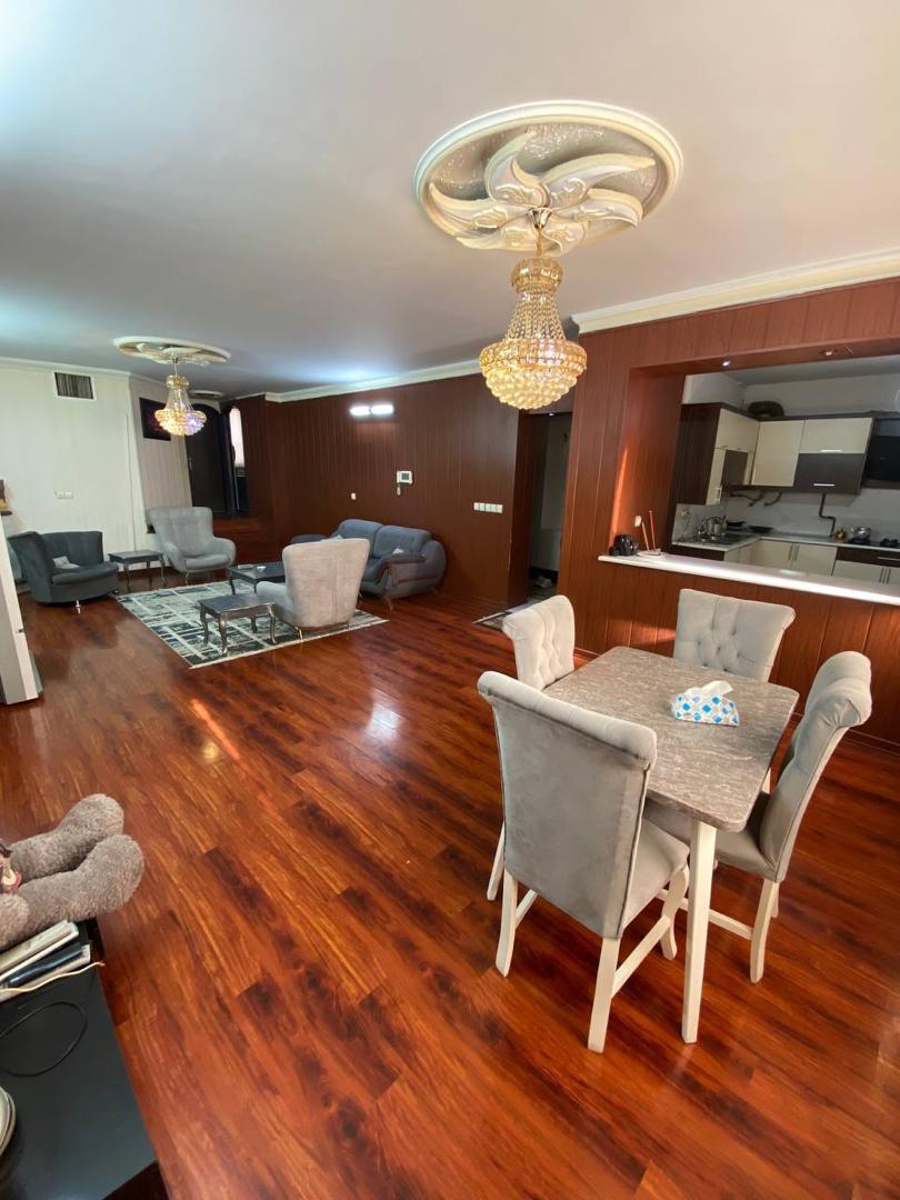 تصویر 4 واحد دوخوابه طبقه اول لادن 49 