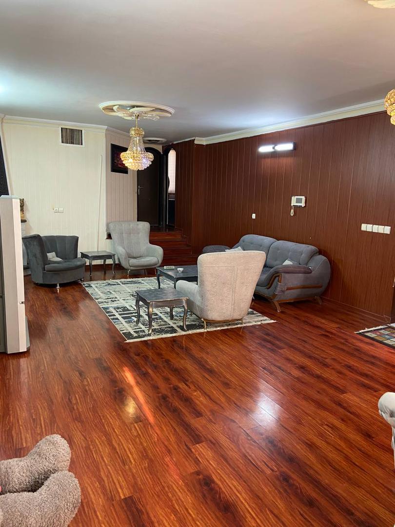 تصویر 3 واحد دوخوابه طبقه اول لادن 49 