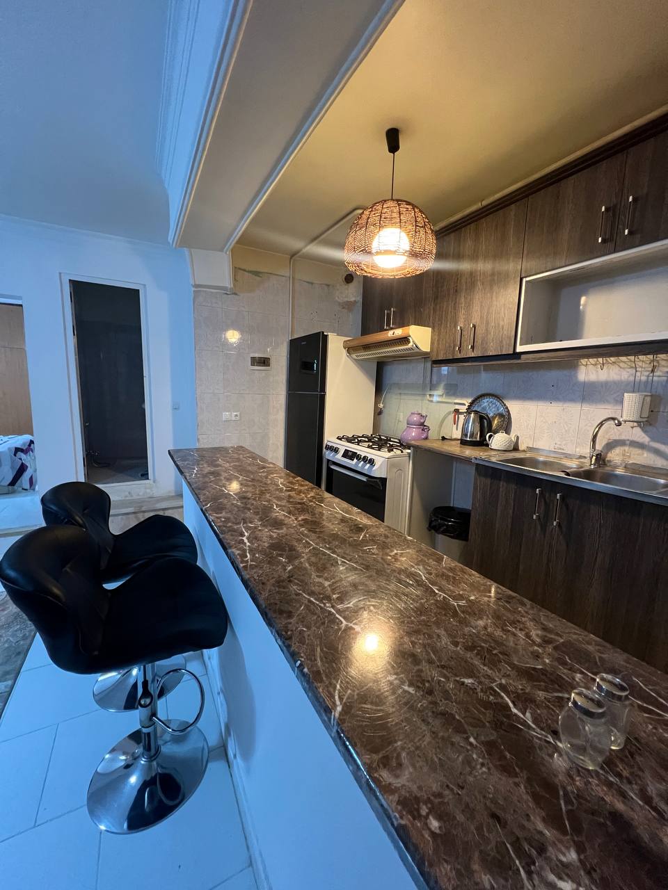 تصویر 3 واحد یک خوابه 70 متر تراس بزرگ صیاد (وکیل آباد) 