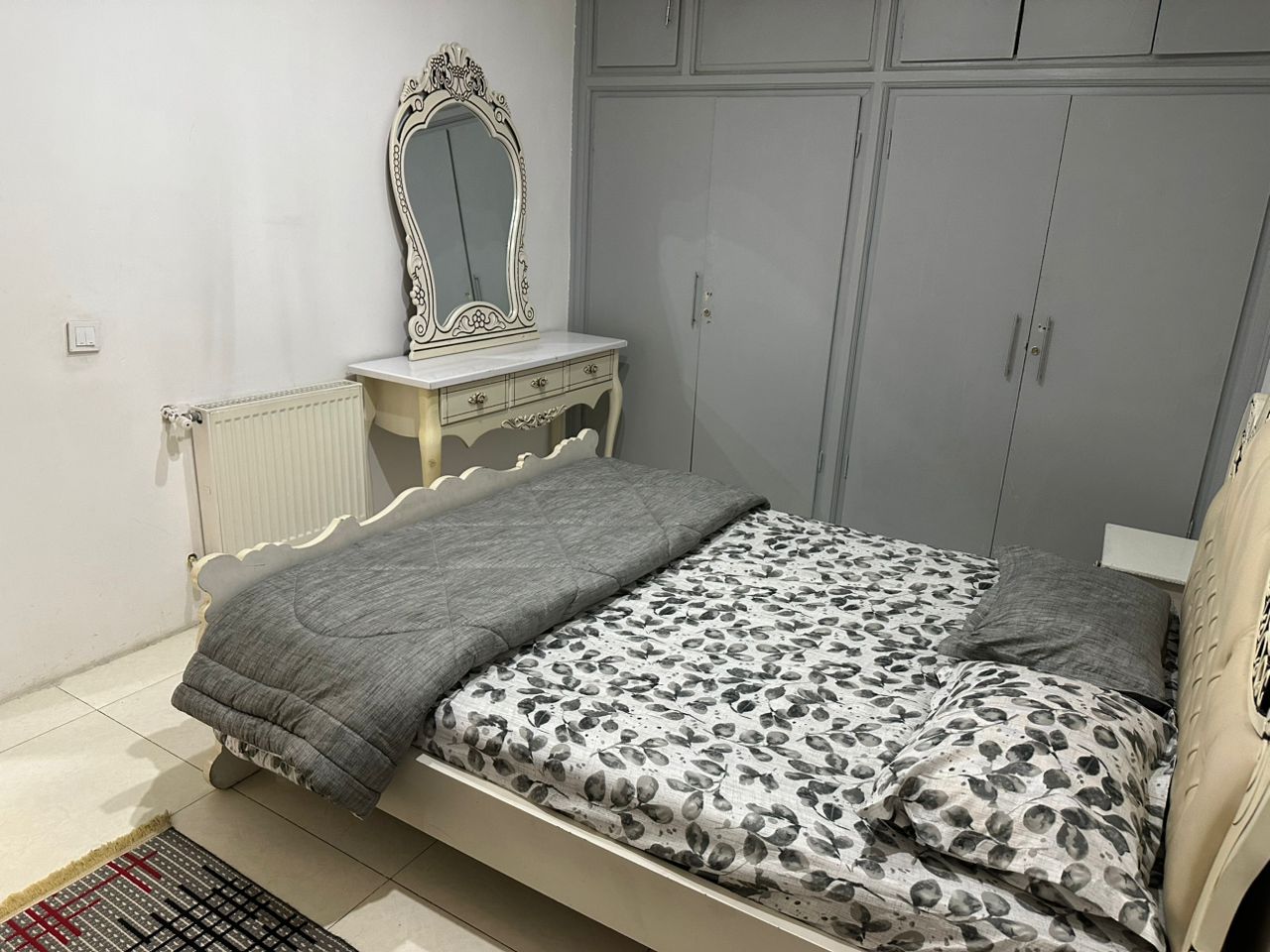 تصویر 9 واحد دوخوابه هفت تیر گلشن طبقه همکف 