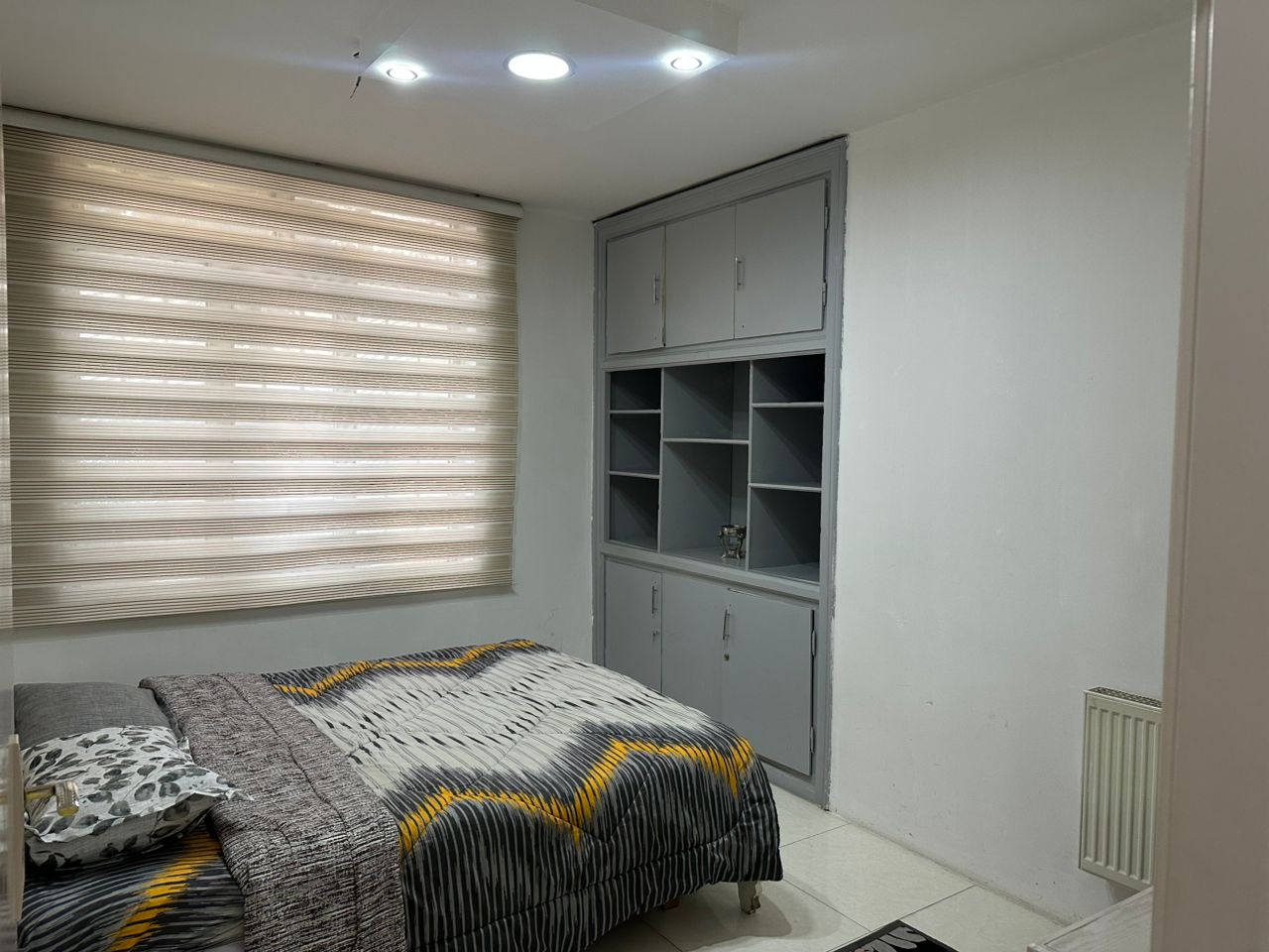 تصویر 8 واحد دوخوابه هفت تیر گلشن طبقه همکف 